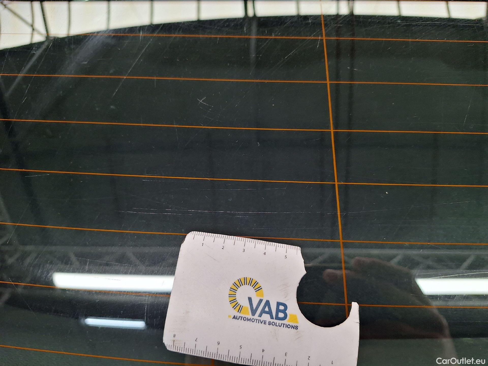  Volvo  XC 40 Volvo, XC40 '17, Volvo XC40 T3 Momentum Pro 5d #7