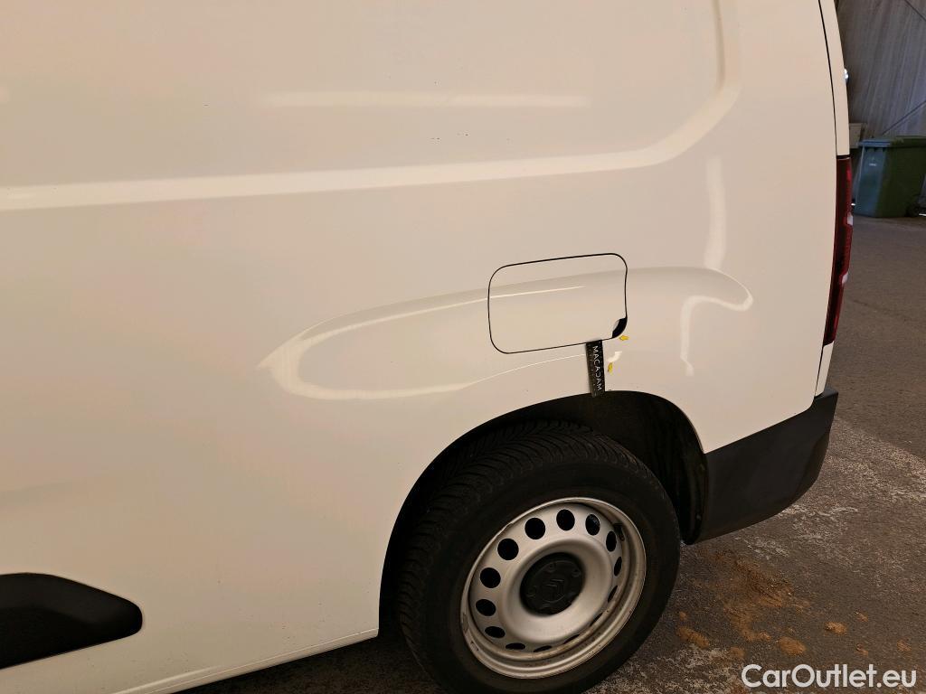 Citroen  Berlingo  Fourgon Driver XL 950 1.5 BlueHDi 130CV BVA8 E6dT #17