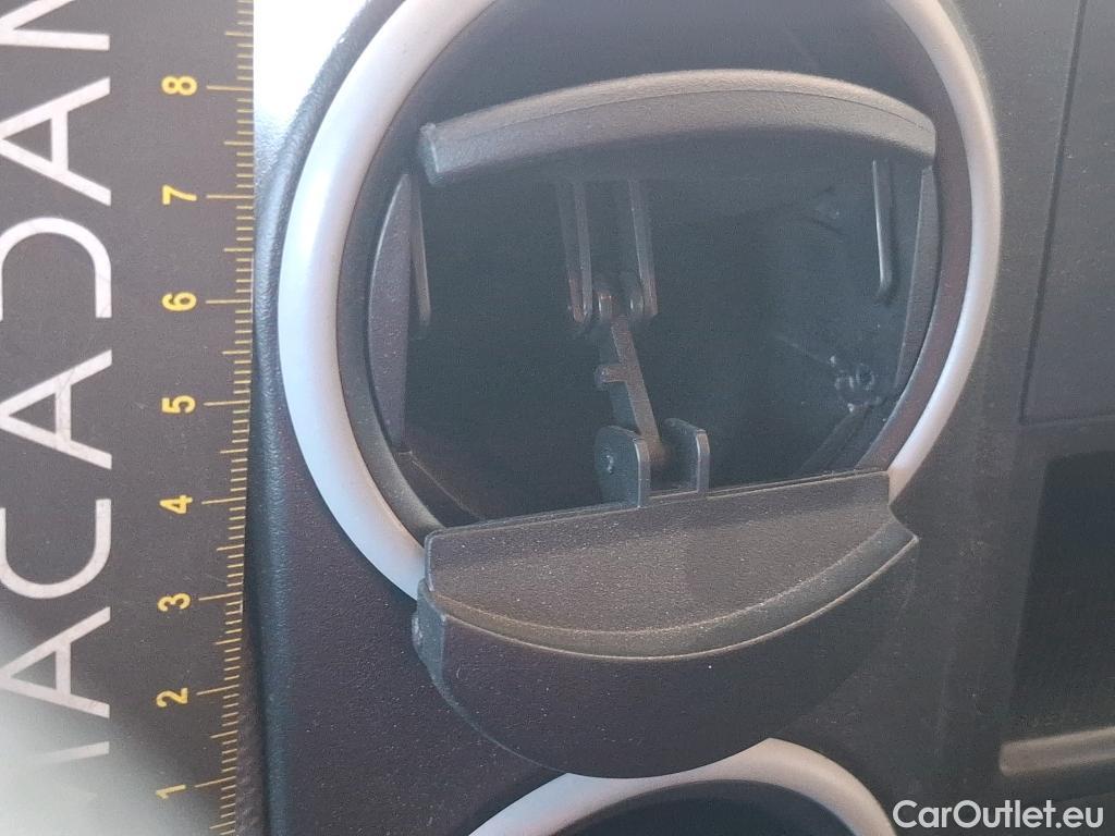  Citroen  Berlingo  Fourgon Confort L2 (Long) Cabine Approfondie 1.6 BlueHDi 100CV BVM5 E6 #17