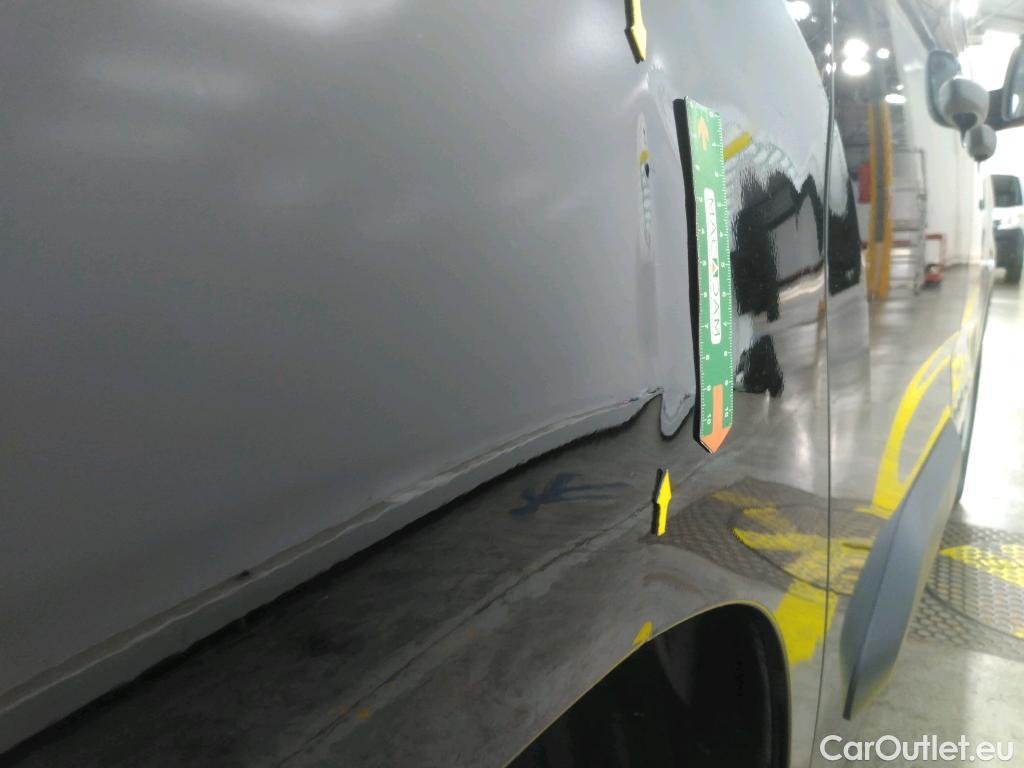  Citroen  Berlingo  Fourgon Club M 1000 1.5 BlueHDi 130CV BVA8 E6dT #21