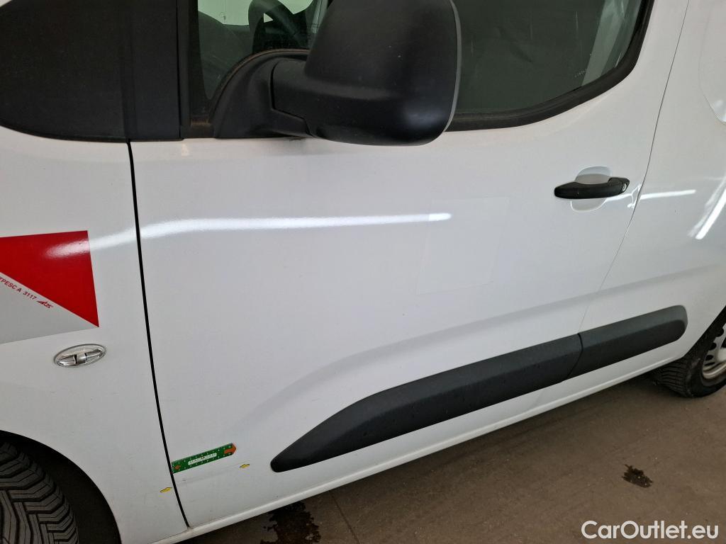  Citroen  Berlingo  Fourgon Worker M 1000 1.2 PureTech 130CV BVA8 E6d #1