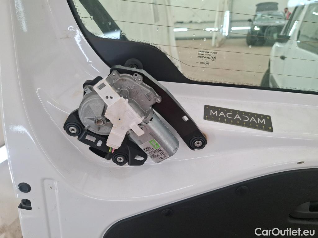  Citroen  Berlingo  Fourgon Confort L2 (Long) Cabine Approfondie 1.6 BlueHDi 100CV BVM5 E6 #19