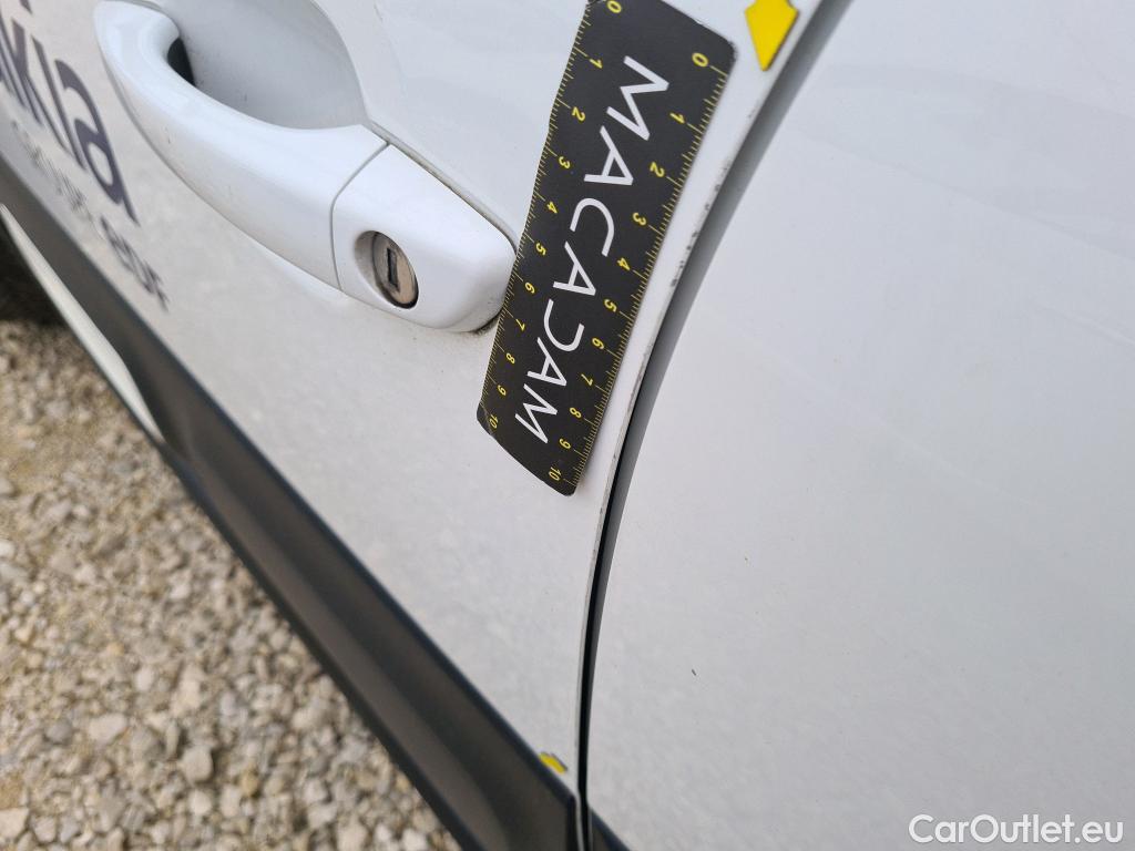  Citroen  C3 CITROEN  Société / 2020 / 5P / Berline / VU BlueHDi 100 S&S BVM Feel Nav #2