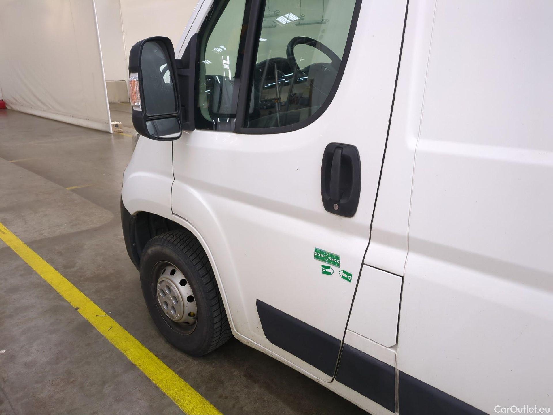  Citroen  Jumper CITROEN  / 2014 / 4P / Fourgon tôlé 33 L2H2 BlueHDi 140 S&S BVM6 Driver #13