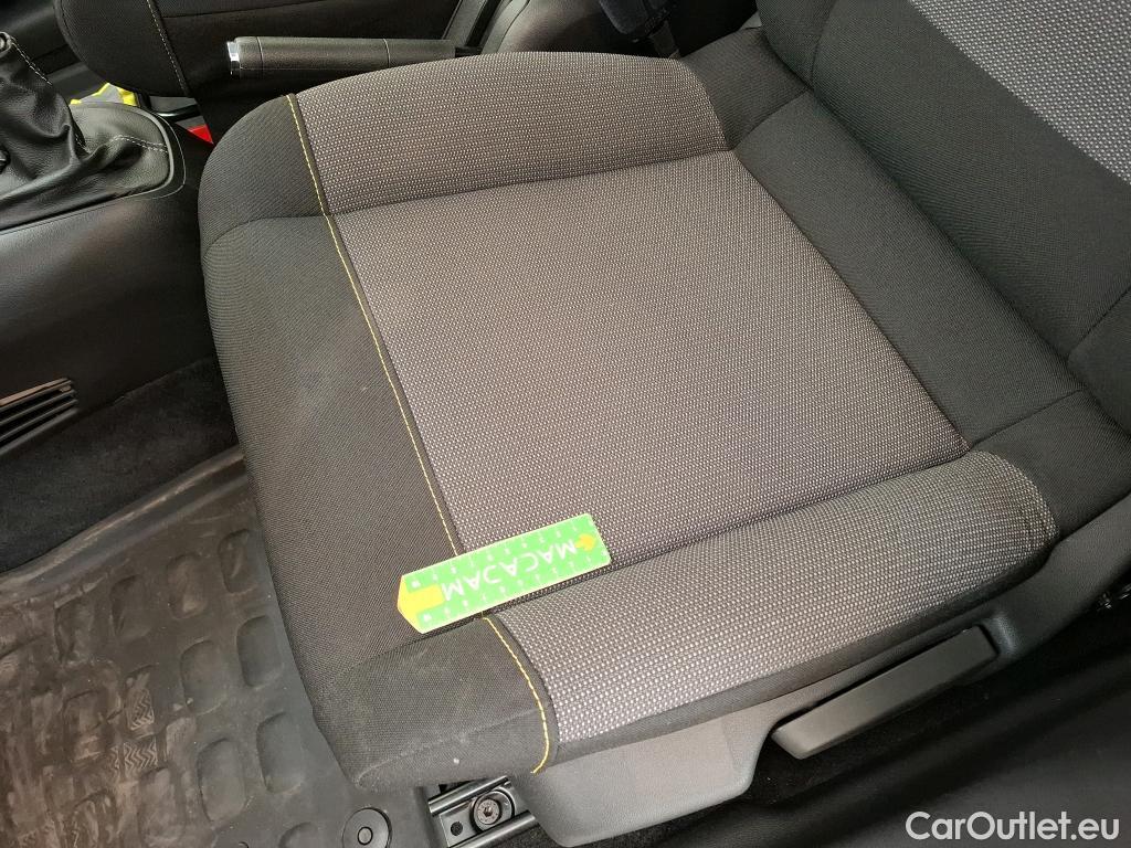  Citroen  C3 CITROEN  Société / 2016 / 5P / Berline BlueHDi 100 S&S BVM Feel #2