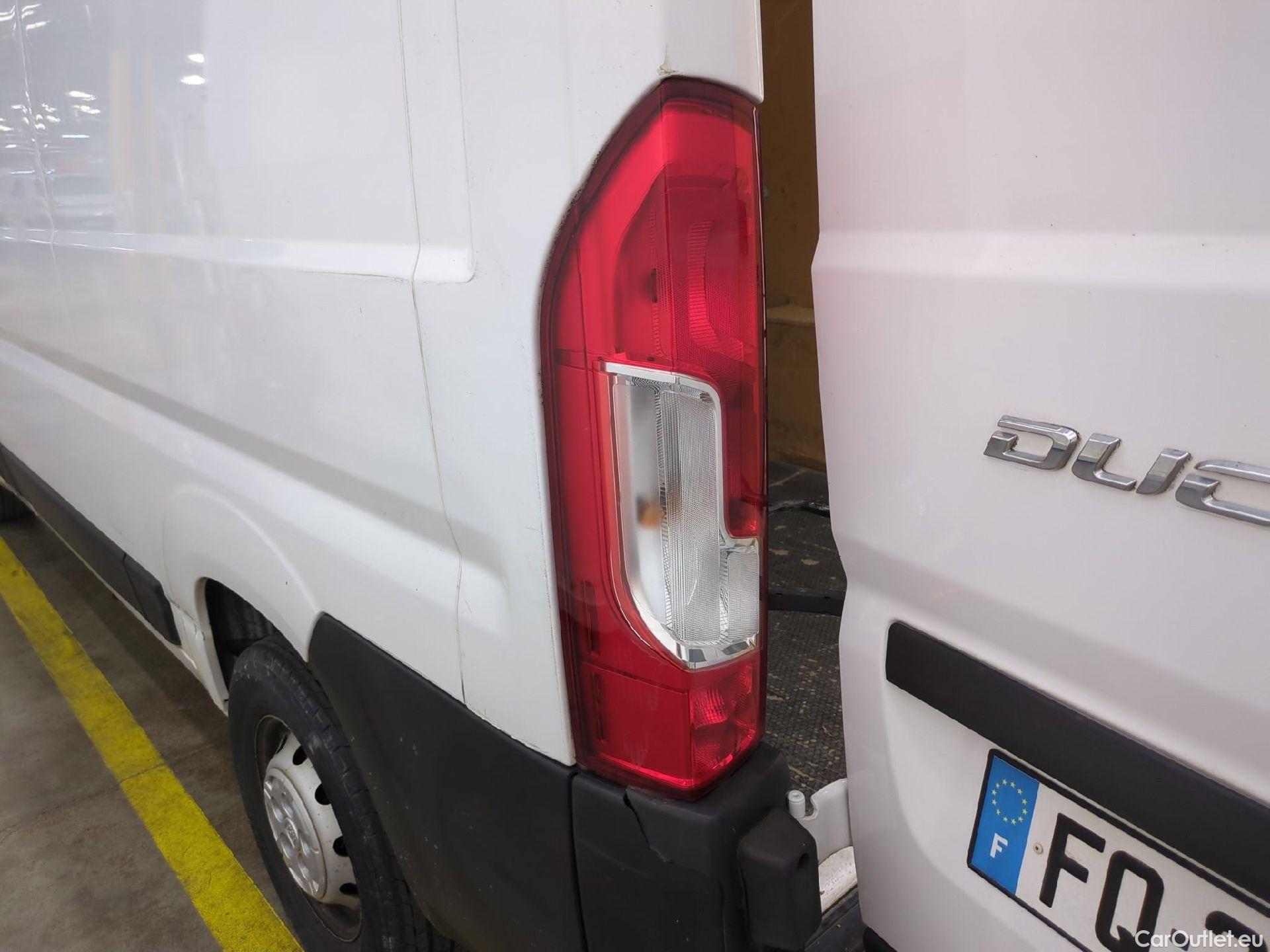  Fiat  Ducato FIAT  / 2014 / 4P / Fourgon tôlé 3.0 M H2 2.3 Multijet 120 Pack Pro Nav #26