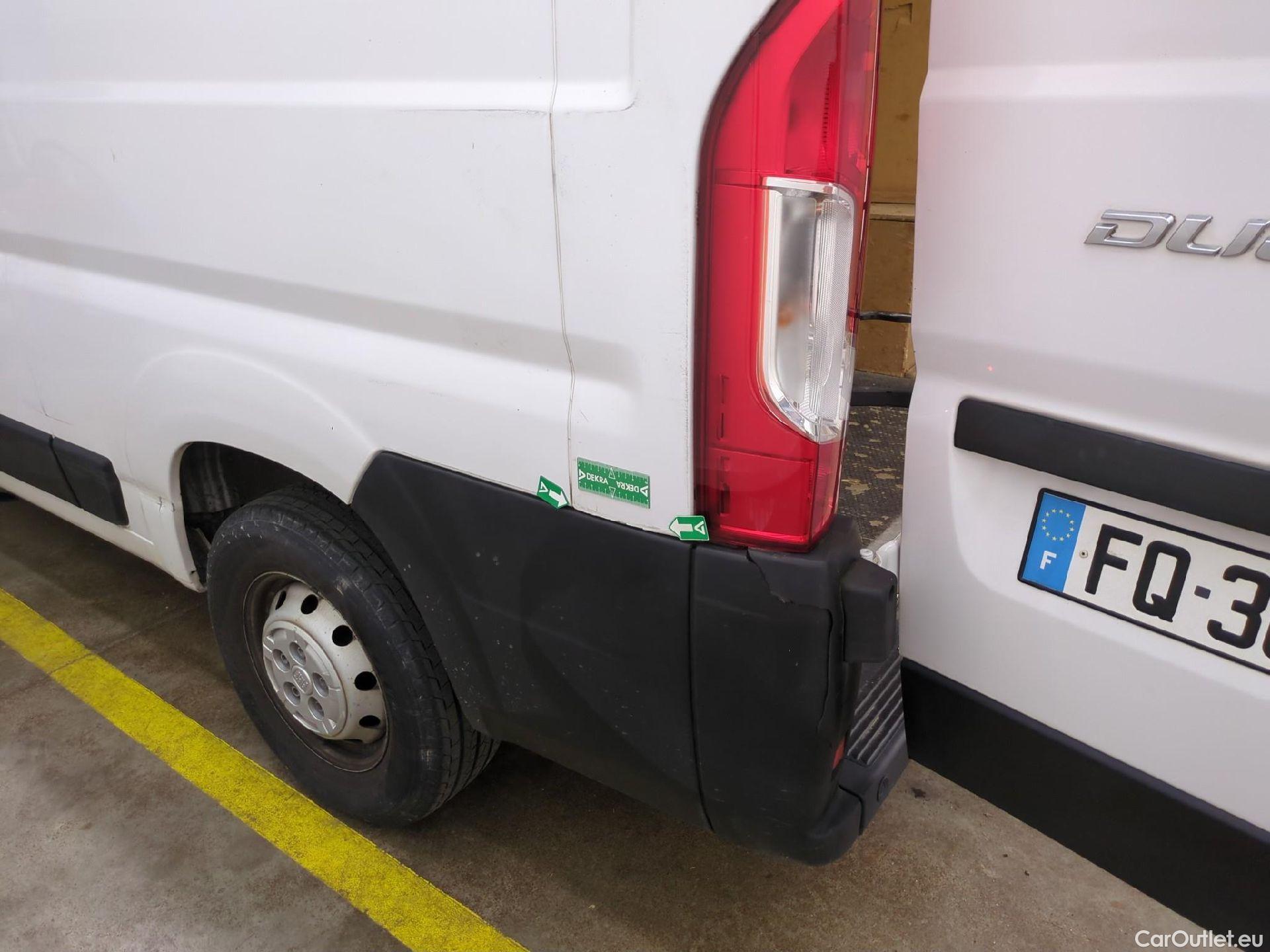 Fiat  Ducato FIAT  / 2014 / 4P / Fourgon tôlé 3.0 M H2 2.3 Multijet 120 Pack Pro Nav #21