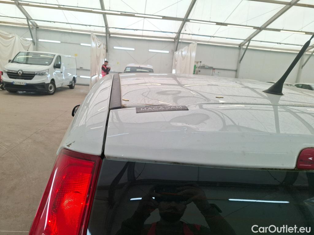  Fiat  Panda  Easy 1.2 70CV BVM5 E6 / TRANSFO VP/VF #40