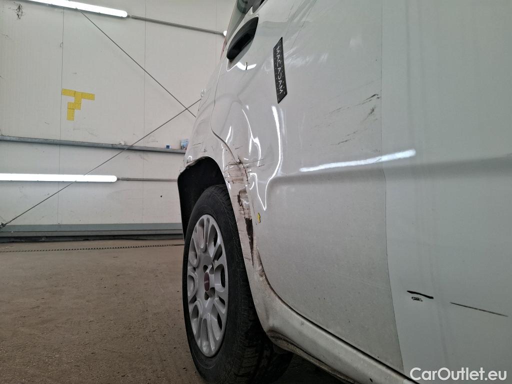  Fiat  Panda  Easy 1.2 70CV BVM5 E6 / TRANSFO VP/VF #28