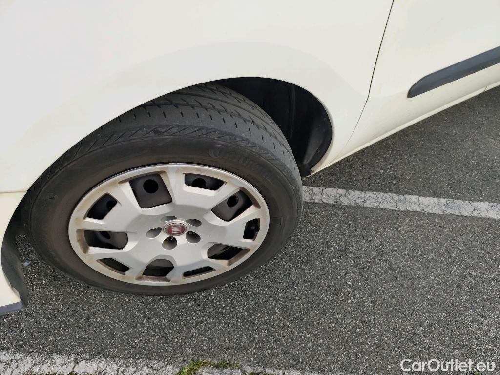  Fiat  Doblo Doblò Pro Lounge Maxi Fourgon 1.6 Multijet #6