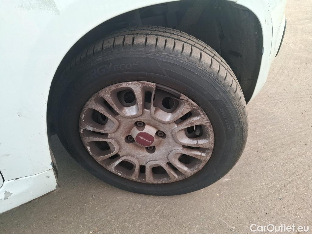  Fiat  Panda  Easy 1.2 70CV BVM5 E6 / TRANSFO VP/VF #97