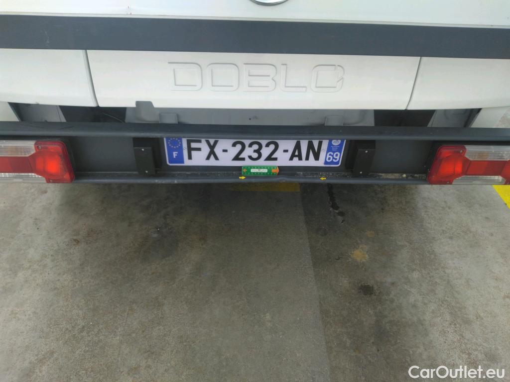  Fiat  Doblo FIAT Doblò Cargo / 2015 / 2P / Plateau Maxi 1.6 Mjet 105 Work Up Business #8
