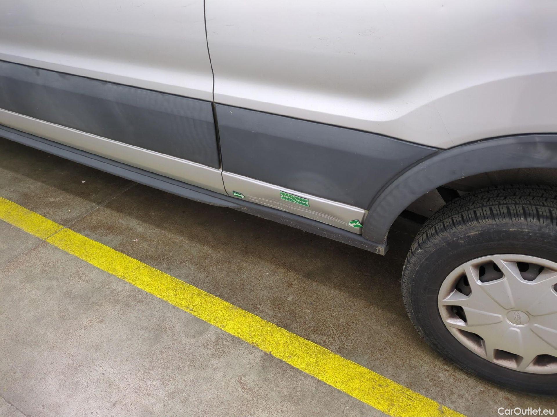  Ford  Transit  Fourgon 310 L3 Trend 2.0 TDCi 105CV BVM6 E6 #24