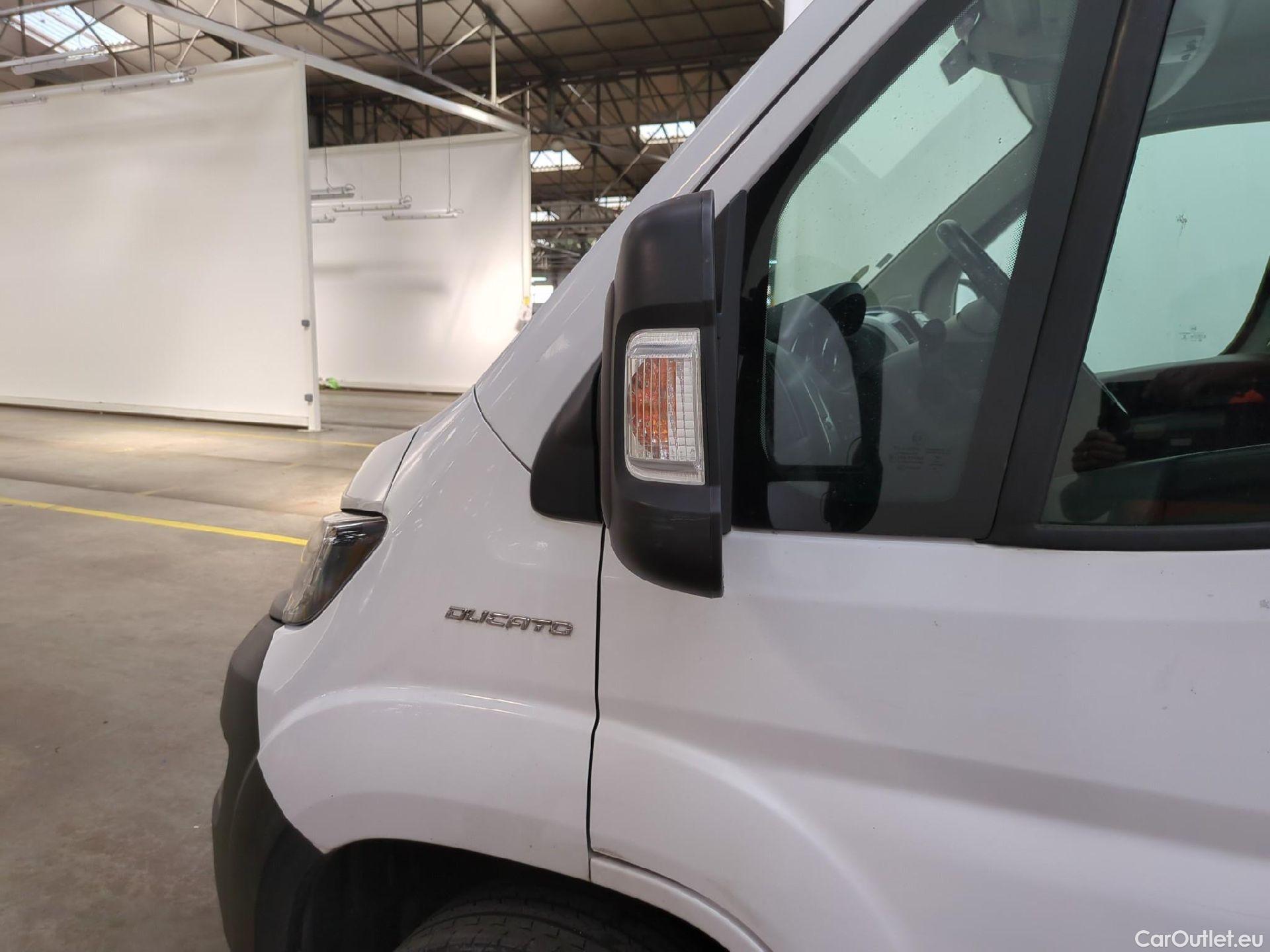  Fiat  Ducato FIAT  / 2014 / 4P / Fourgon tôlé 3.0 M H2 2.3 Multijet 120 Pack Pro Nav #7