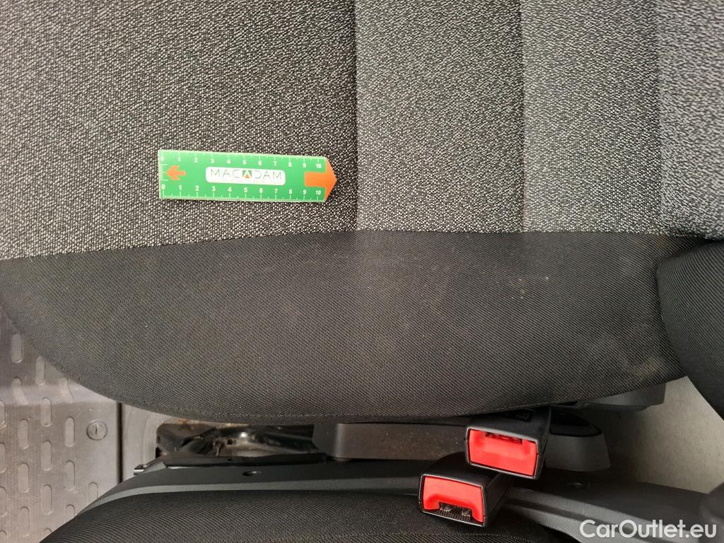  Fiat  Ducato FIAT   2014  4P Fourgon tôlé 2.3 Multijet 120 3.0 C H1 Business #38