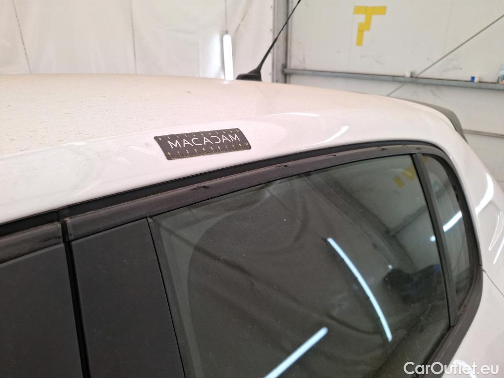  Peugeot  208  Premium 1.5 HDi 100CV BVM6 E6d #14