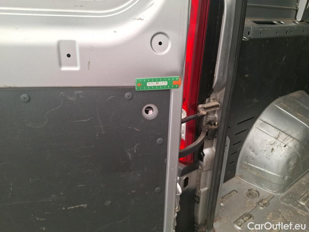 Peugeot  Boxer PEUGEOT  / 2014 / 4P / Fourgon tôlé BLUEHDI 130 PREMIUM PA 335 L3H3 #52