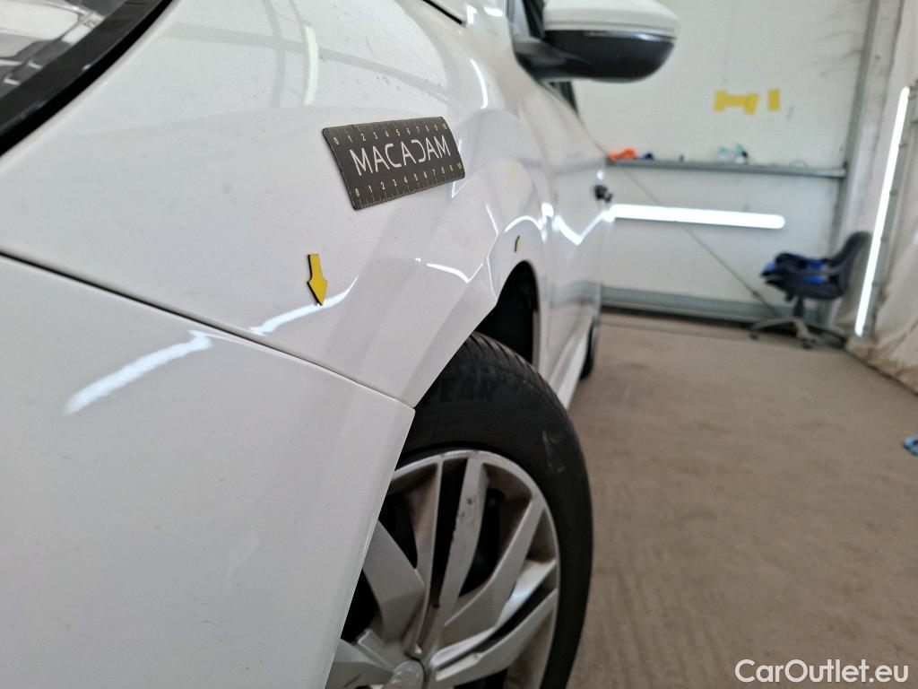  Peugeot  208  Premium 1.5 HDi 100CV BVM6 E6d #3