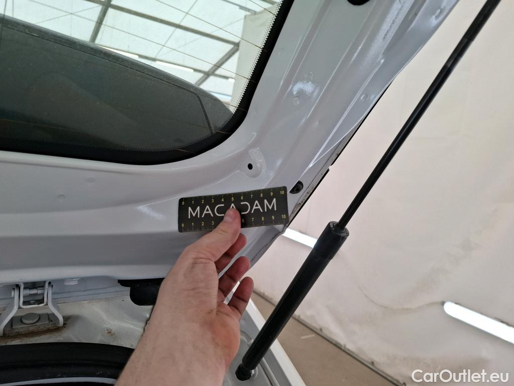  Peugeot  208  Premium 1.5 HDi 100CV BVM6 E6d #51