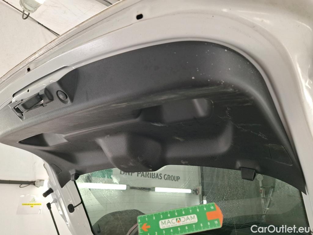  Peugeot  208  Allure Pack 1.2 PureTech 100CV BVA8 E6d
 #33