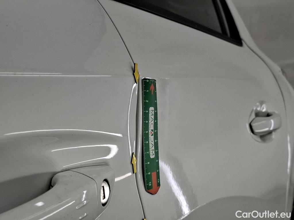  Peugeot  208  Allure Pack 1.2 PureTech 100CV BVA8 E6d
 #11