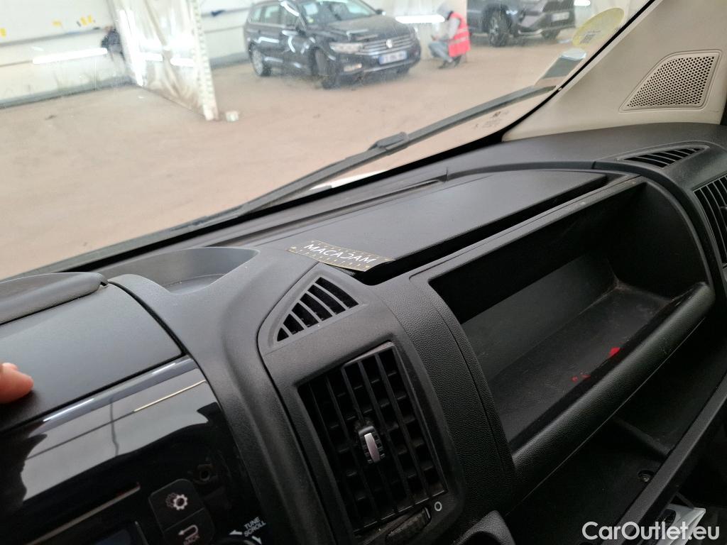  Peugeot  Boxer PEUGEOT  VU 4p Fourgon BLUEHDI 130 S&S PREMIUM 335 L2H2 #24