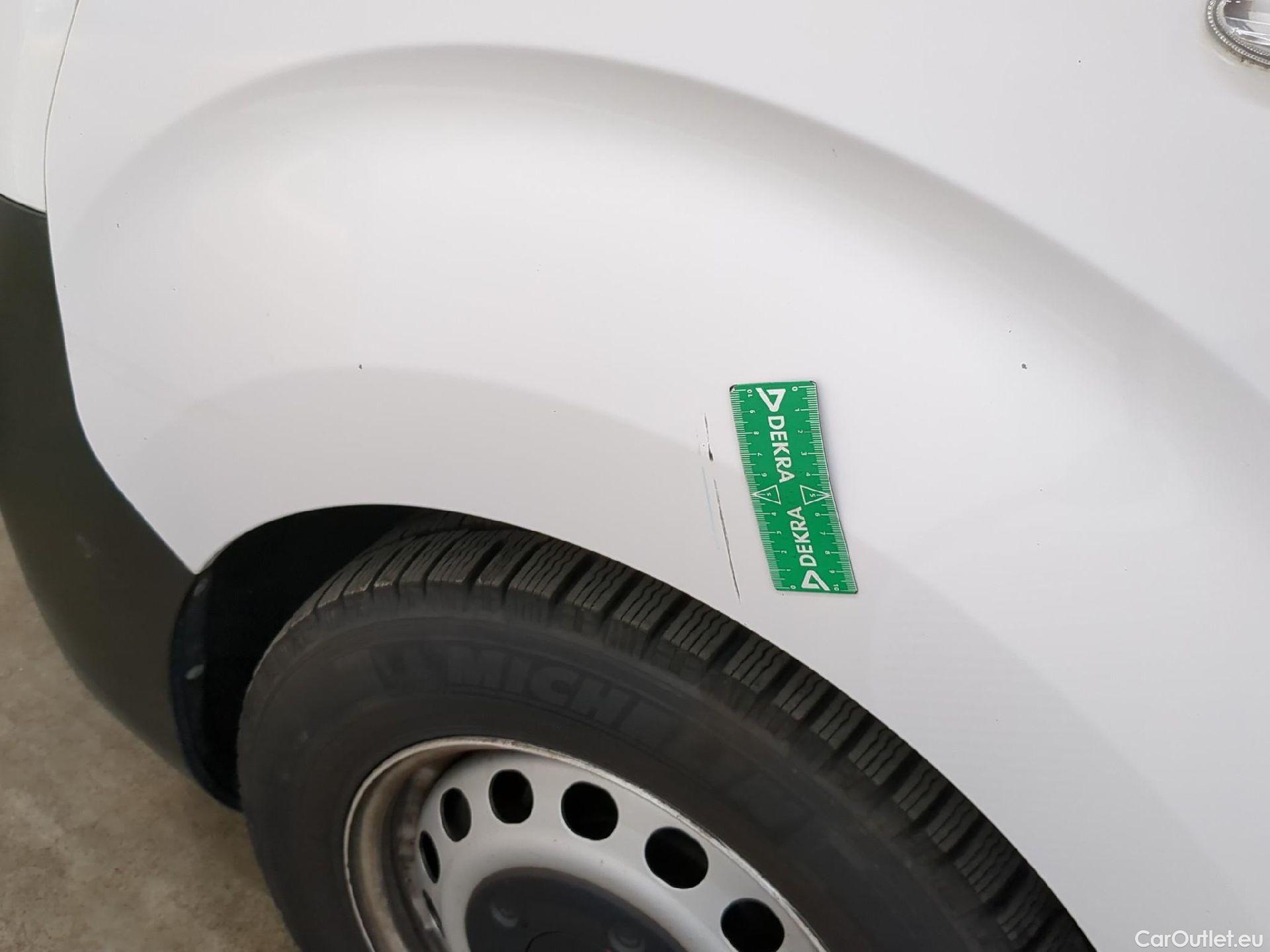  Peugeot  Expert  Fourgon Asphalt Standard 1.5 HDi 120CV BVM6 E6dT #22