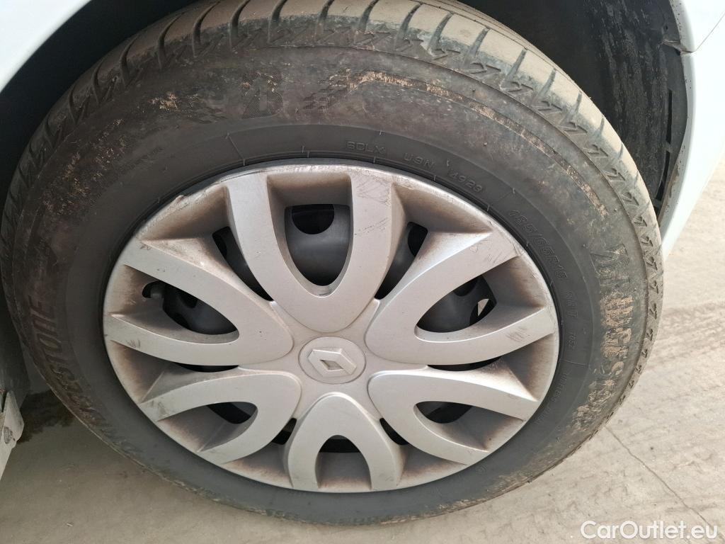  Renault  Clio  IV Air MediaNav 1.5 dCi 75CV BVM5 E6 #22