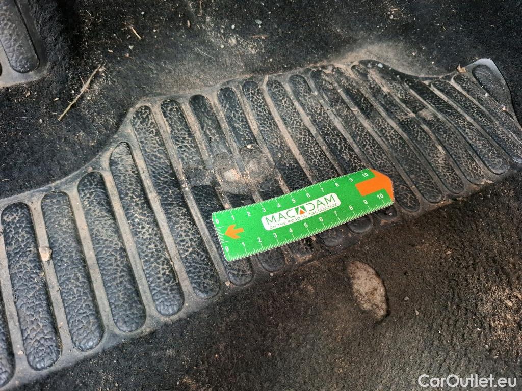  Renault  Clio RENAULT  Société VU 5p Berline Air dCi 75 - 18 #7
