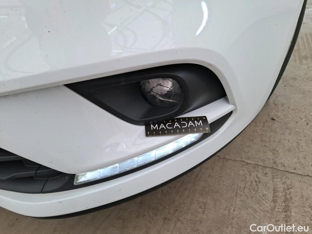  Renault  Clio  IV Air MediaNav 1.5 dCi 75CV BVM5 E6 #16