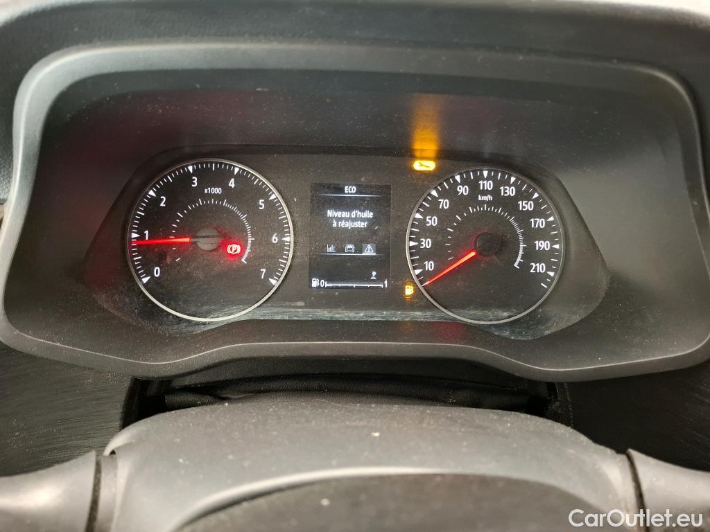  Renault  Trafic  III Fourgon L2H1 3T Confort 2.0 dCi 130CV BVM6 E6d #182