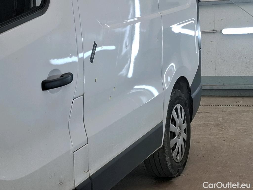  Renault  Trafic RENAULT  / 2019 / 4P / Fourgon tole NV FG GCF L1H1 1000 Energy dCi 145 #27