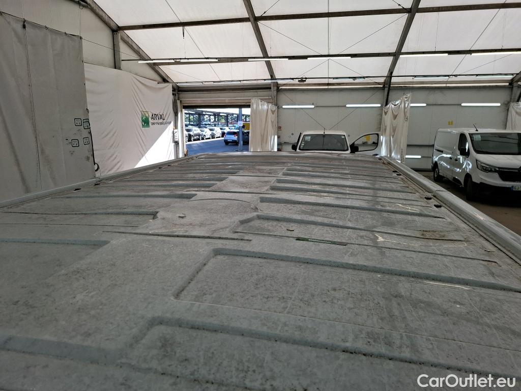  Renault  Trafic RENAULT  VU 4p Fourgon FG GCF L2H1 1300 dCi 120 #4