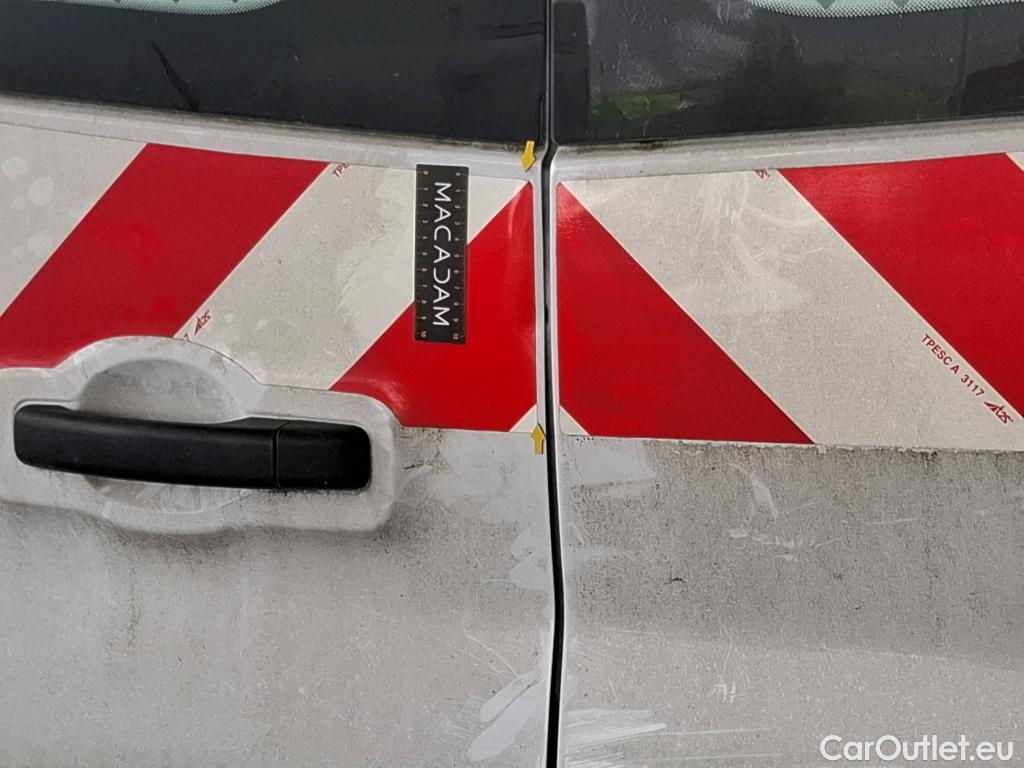  Renault  Trafic RENAULT  VU 4p Fourgon FG GCF L1H1 1000 Energy dCi 125 E6 #10