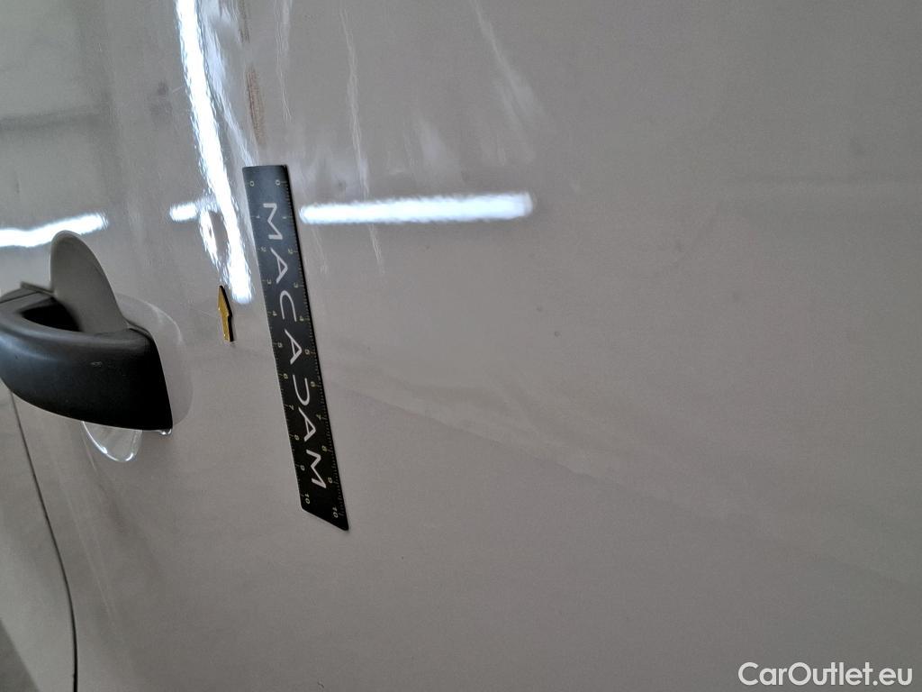  Renault  Trafic  III Fourgon L2H1 3T Confort 2.0 dCi 130CV BVM6 E6d #60
