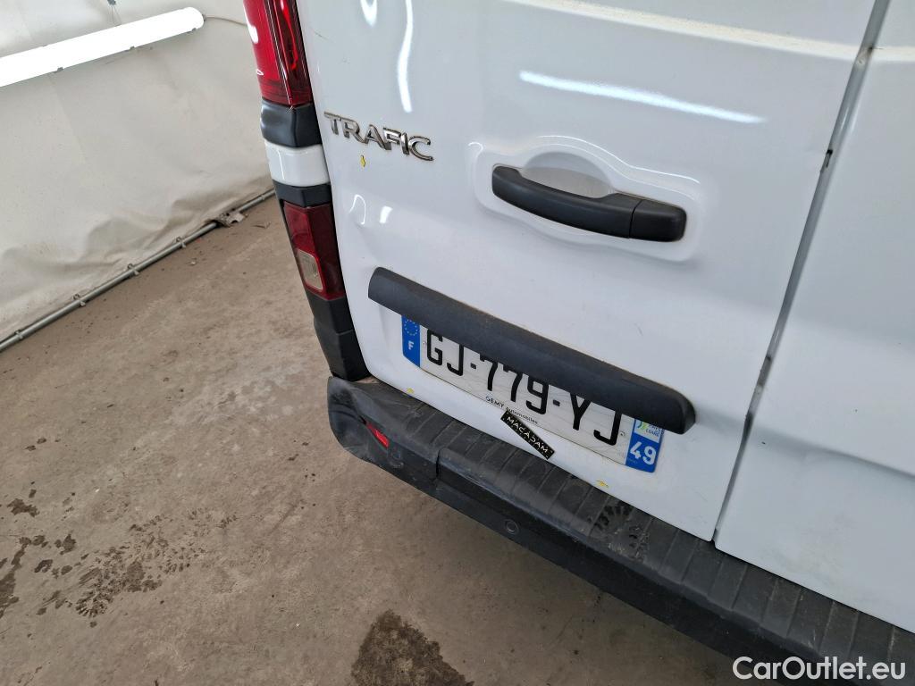  Renault  Trafic  III Fourgon L2H1 3T Confort 2.0 dCi 130CV BVM6 E6d #31