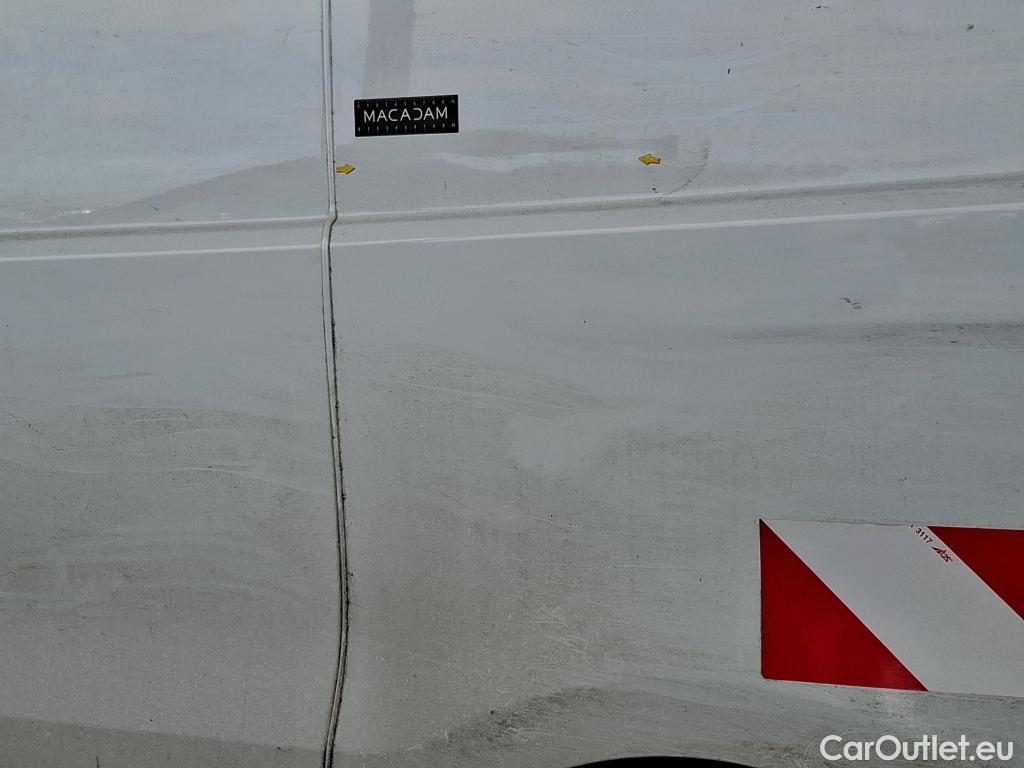  Renault  Trafic RENAULT  VU 4p Fourgon FG GCF L1H1 1000 Energy dCi 125 E6 #5