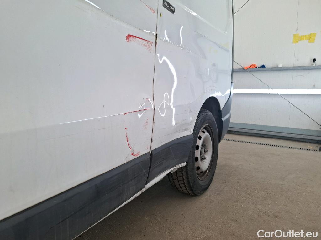  Renault  Trafic  III Fourgon L2H1 3T Grand Confort 2.0 dCi 130CV BVM6 E6d #10