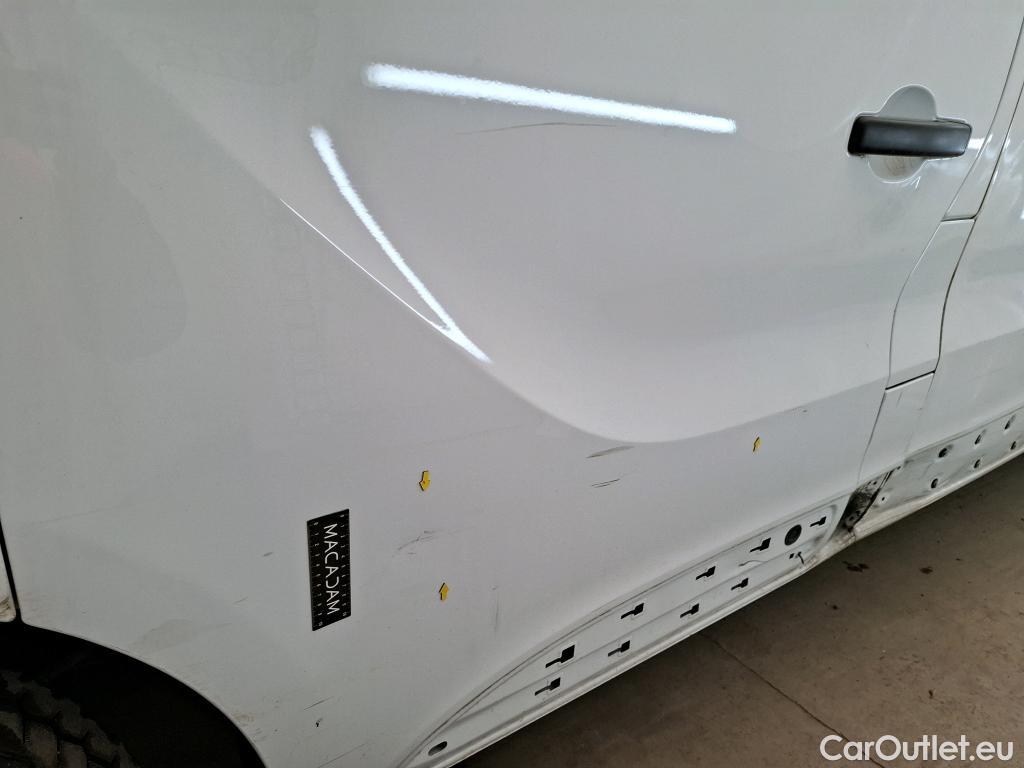  Renault  Trafic  III Fourgon L2H1 3T Confort 2.0 dCi 130CV BVM6 E6d #48