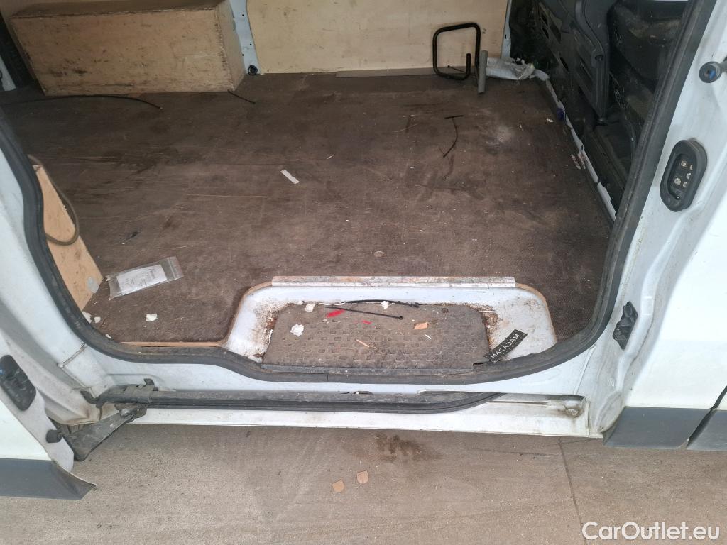  Renault  Trafic RENAULT  / 2019 / 4P / Fourgon tole NV FG GCF L1H1 1000 Energy dCi 145 #72