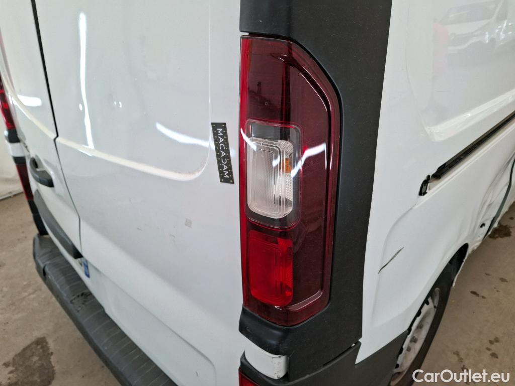  Renault  Trafic  III Fourgon L2H1 3T Confort 2.0 dCi 130CV BVM6 E6d #102