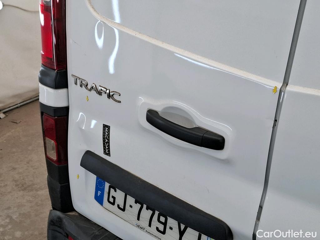  Renault  Trafic  III Fourgon L2H1 3T Confort 2.0 dCi 130CV BVM6 E6d #36