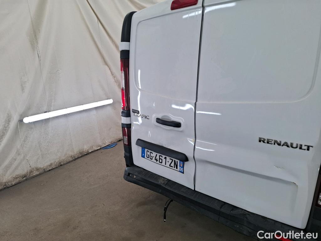  Renault  Trafic  III Fourgon L2H1 3T Grand Confort 2.0 dCi 130CV BVM6 E6d #31