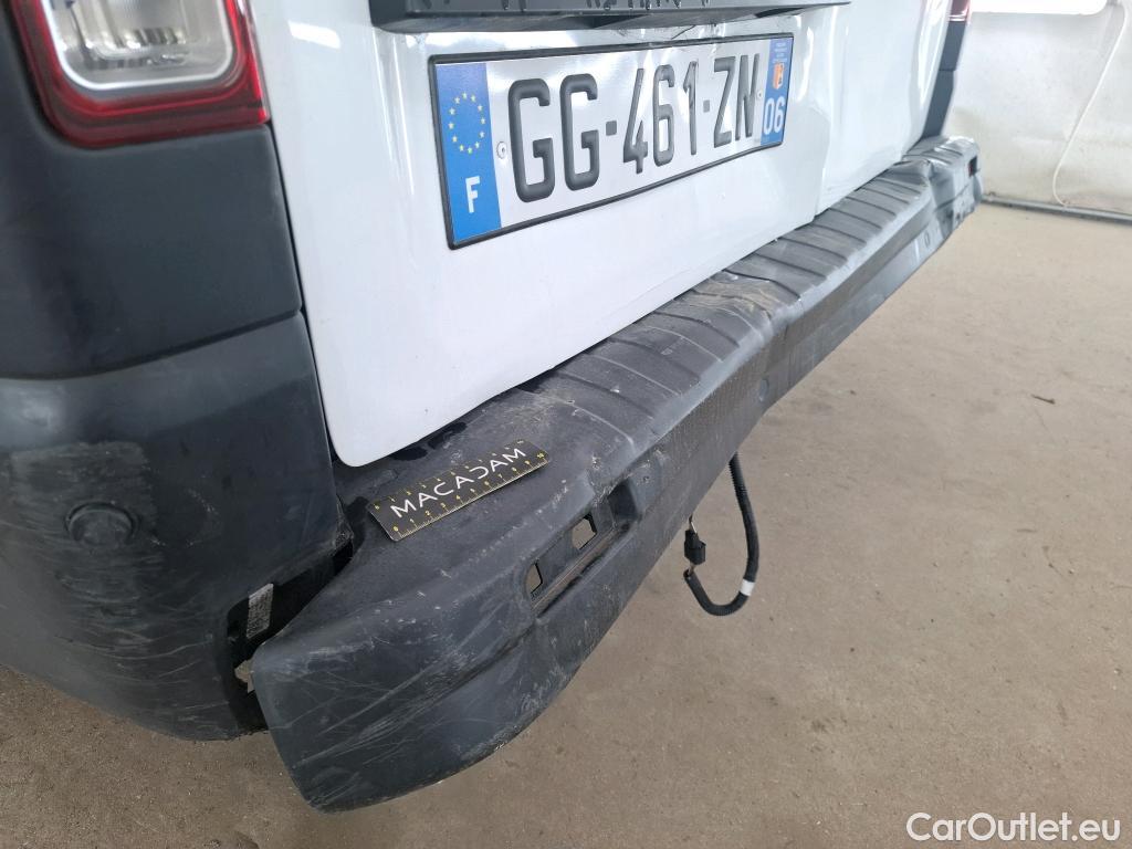  Renault  Trafic  III Fourgon L2H1 3T Grand Confort 2.0 dCi 130CV BVM6 E6d #47