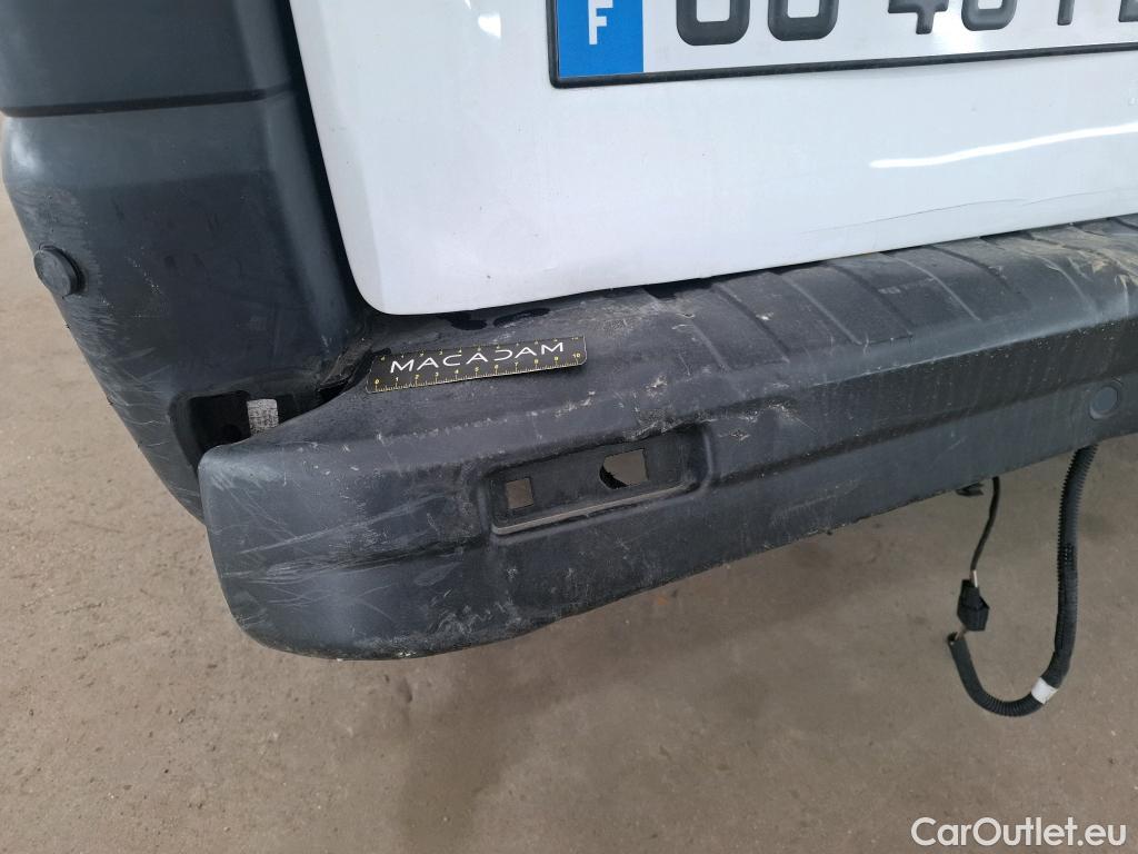  Renault  Trafic  III Fourgon L2H1 3T Grand Confort 2.0 dCi 130CV BVM6 E6d #116