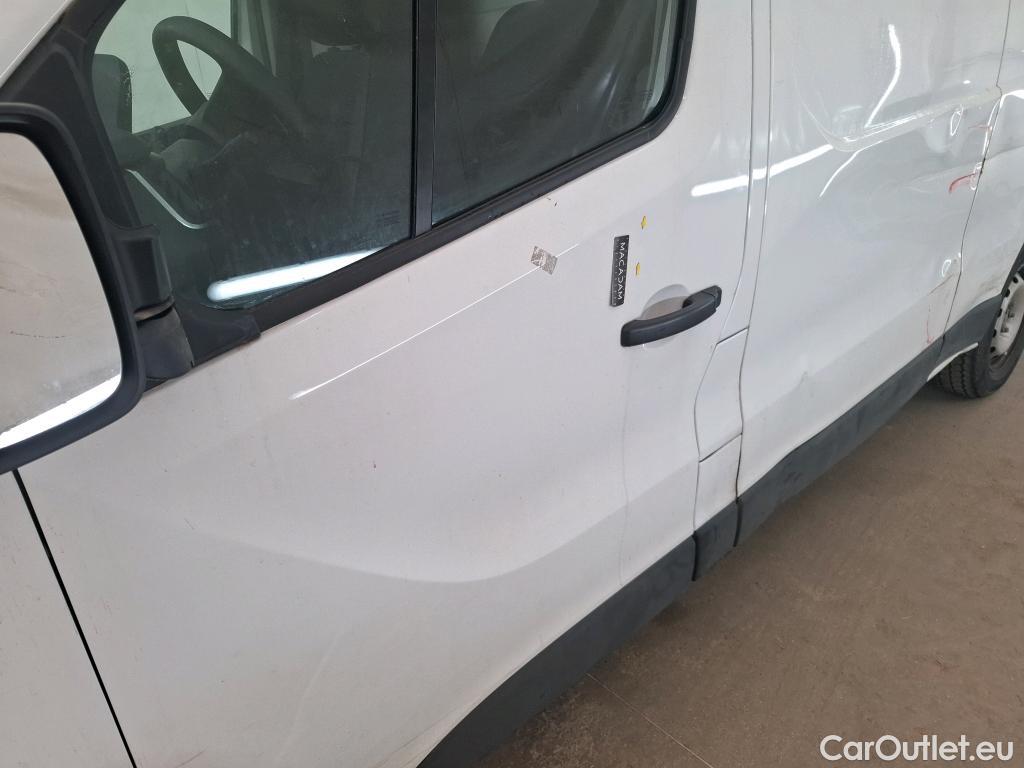  Renault  Trafic  III Fourgon L2H1 3T Grand Confort 2.0 dCi 130CV BVM6 E6d #107