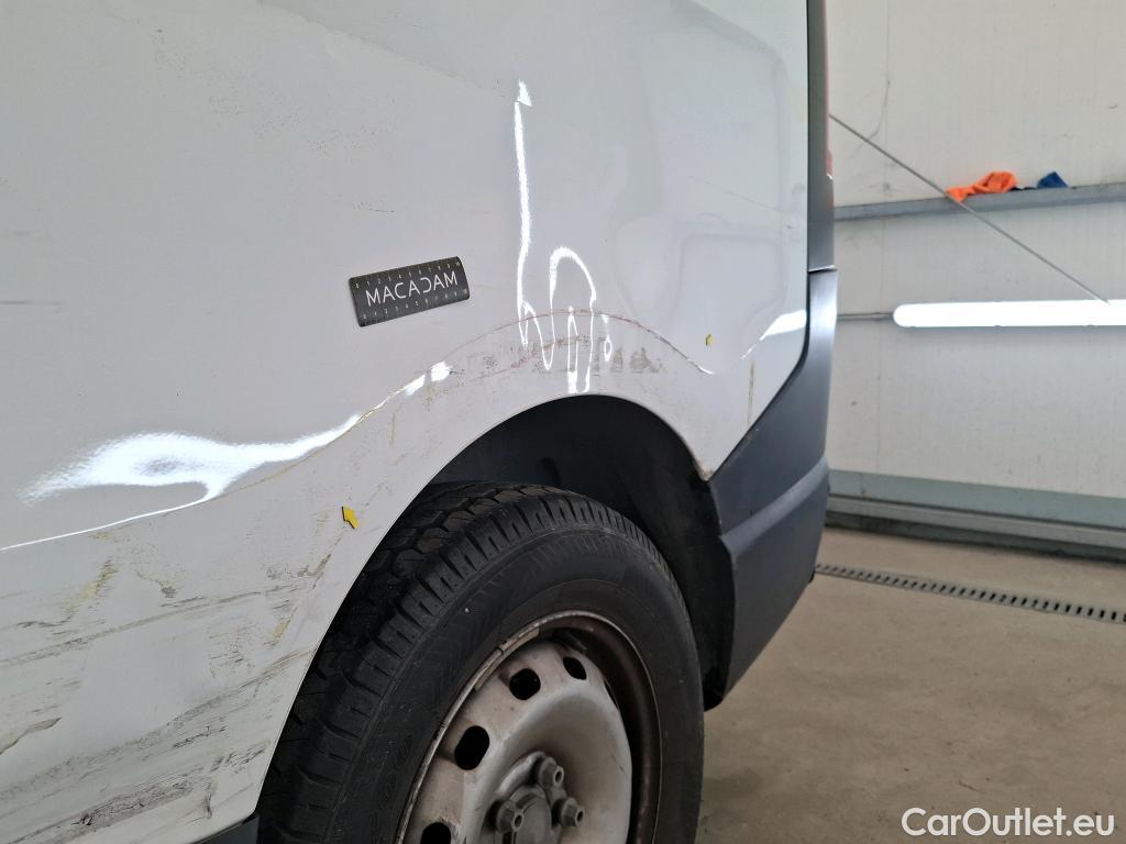  Renault  Trafic  III Fourgon L2H1 3T Grand Confort 2.0 dCi 130CV BVM6 E6d #13