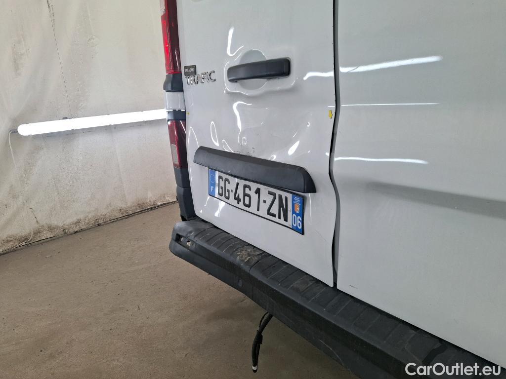  Renault  Trafic  III Fourgon L2H1 3T Grand Confort 2.0 dCi 130CV BVM6 E6d #33