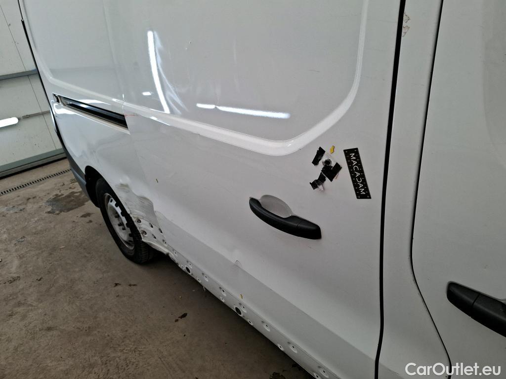  Renault  Trafic  III Fourgon L2H1 3T Confort 2.0 dCi 130CV BVM6 E6d #26
