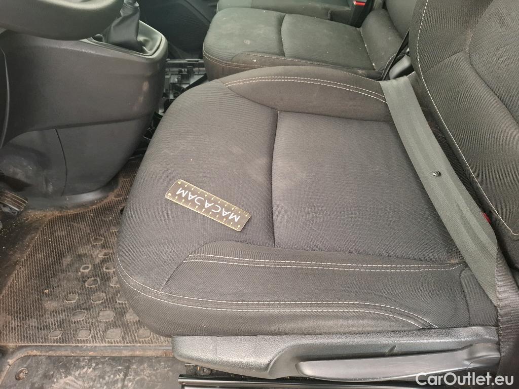  Renault  Trafic  III Fourgon L2H1 3T Grand Confort 2.0 dCi 130CV BVM6 E6d #148